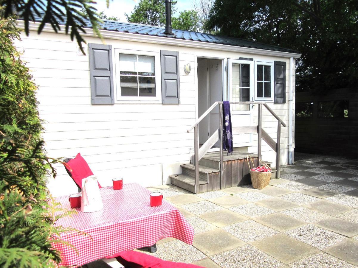 556 Op Recreatiepark De Wielen Chalet Sint Maarten