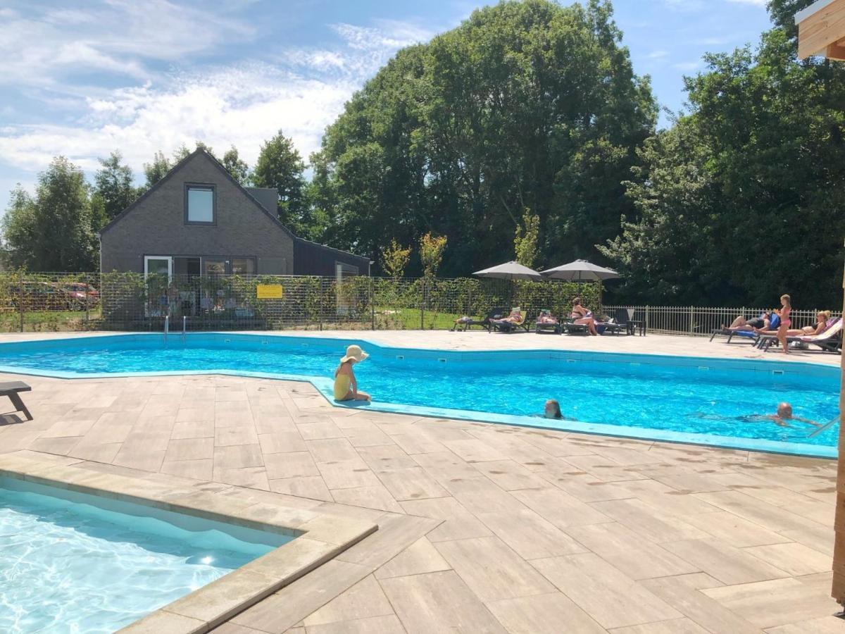 556 Op Recreatiepark De Wielen Sint Maarten
